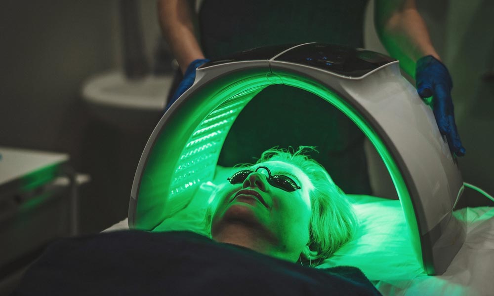Apparently Sicily Viscous LED Light Therapy | Advanced Light Therapy | Koha Clinics